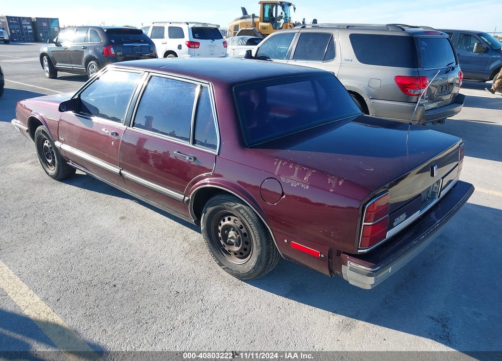 1989 OLDSMOBILE DELTA 88 ROYALE VIN: 1G3HN54C8K1812309