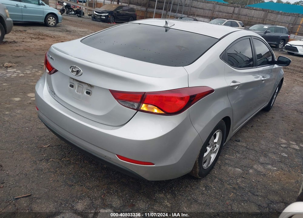 2015 HYUNDAI ELANTRA SE VIN: 5NPDH4AE6FH591233