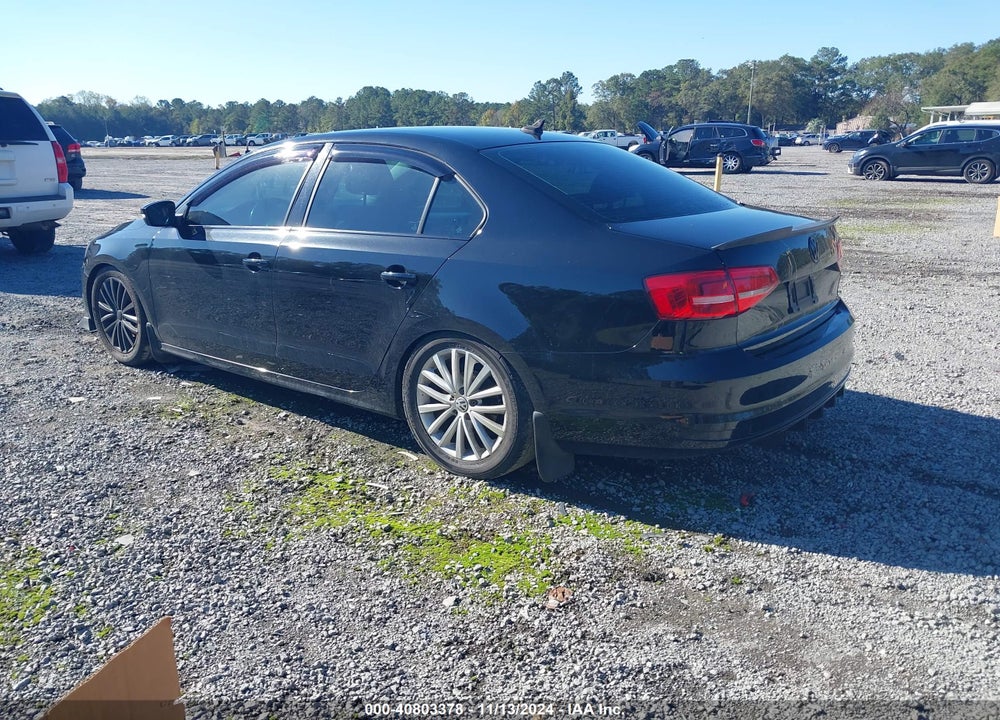 2015 VOLKSWAGEN JETTA 1.8T SE VIN: 3VWD17AJ2FM306344