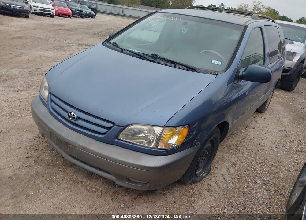 2002 TOYOTA SIENNA XLE VIN: 4T3ZF13CX2U430005