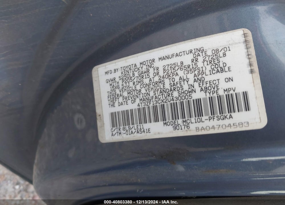 2002 TOYOTA SIENNA XLE VIN: 4T3ZF13CX2U430005