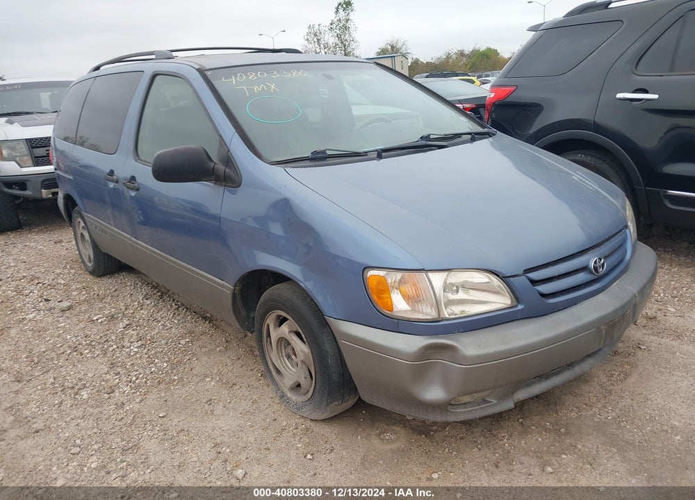2002 TOYOTA SIENNA XLE VIN: 4T3ZF13CX2U430005
