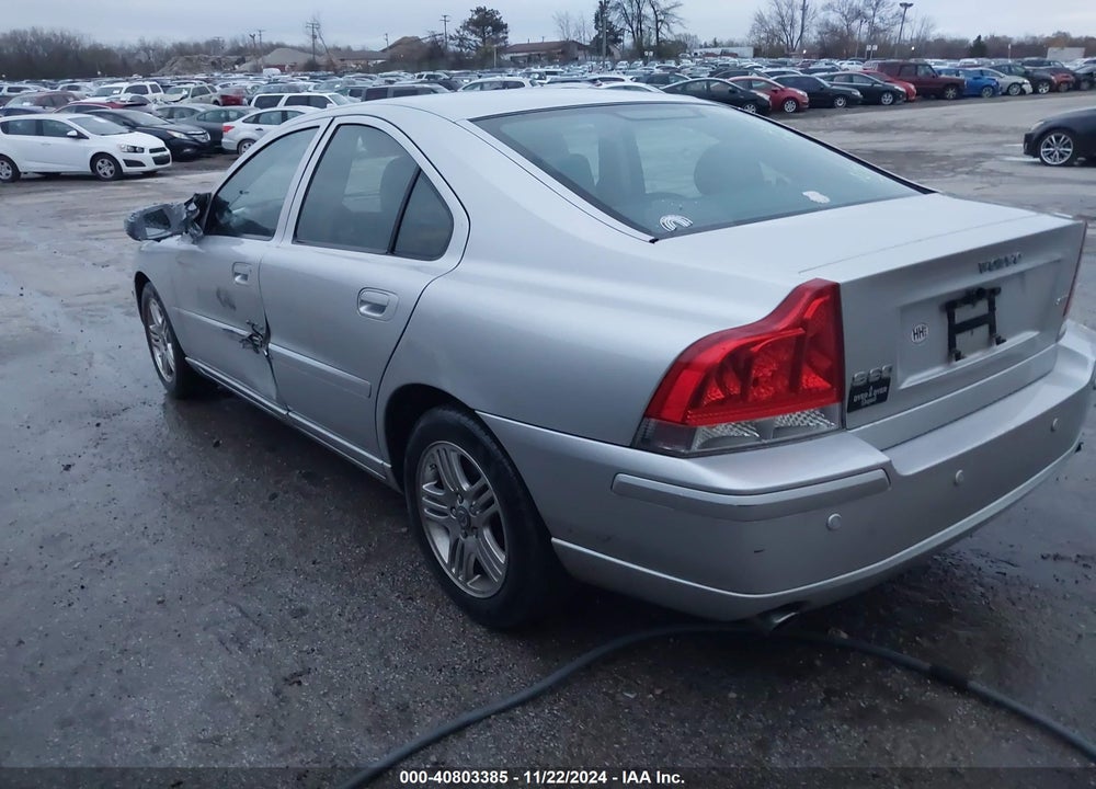 2007 VOLVO S60 2.5T VIN: YV1RS592472644645