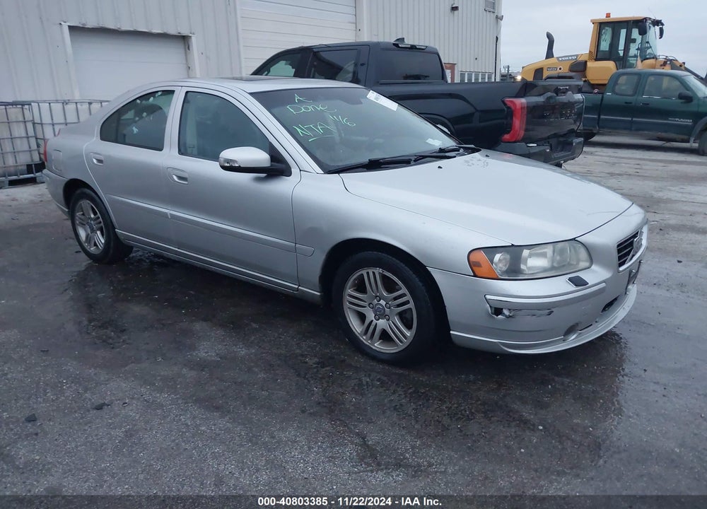 2007 VOLVO S60 2.5T VIN: YV1RS592472644645