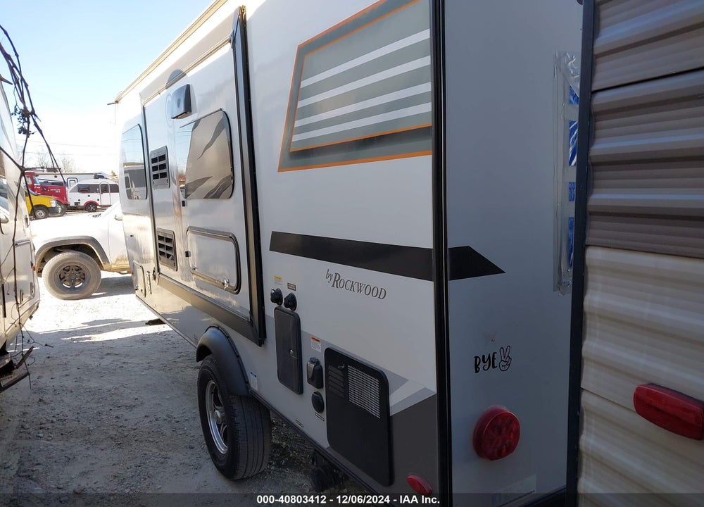 2004 FLEETWOOD PROWLER VIN: 1EC5R282442969589