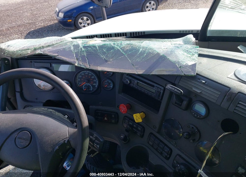 2017 FREIGHTLINER CASCADIA 125 VIN: 3AKJGLDR0HSHY8024