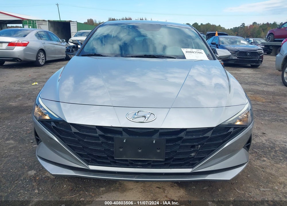2021 HYUNDAI ELANTRA SEL VIN: 5NPLM4AG5MH018202