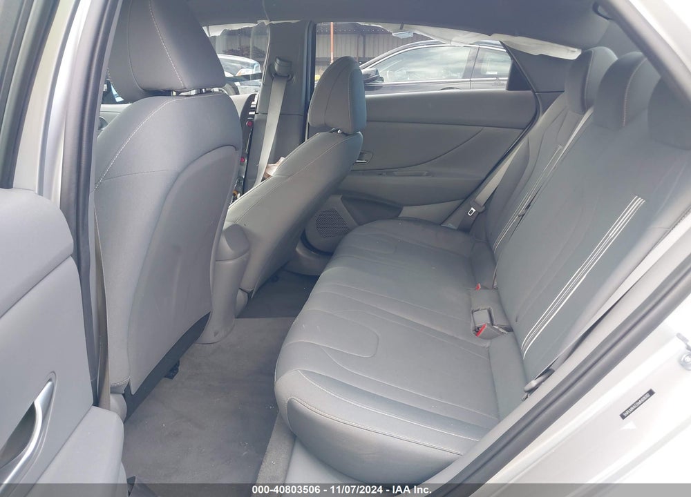 2021 HYUNDAI ELANTRA SEL VIN: 5NPLM4AG5MH018202