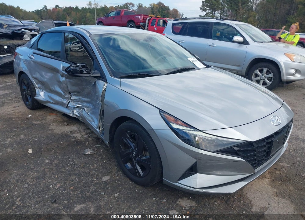 2021 HYUNDAI ELANTRA SEL VIN: 5NPLM4AG5MH018202