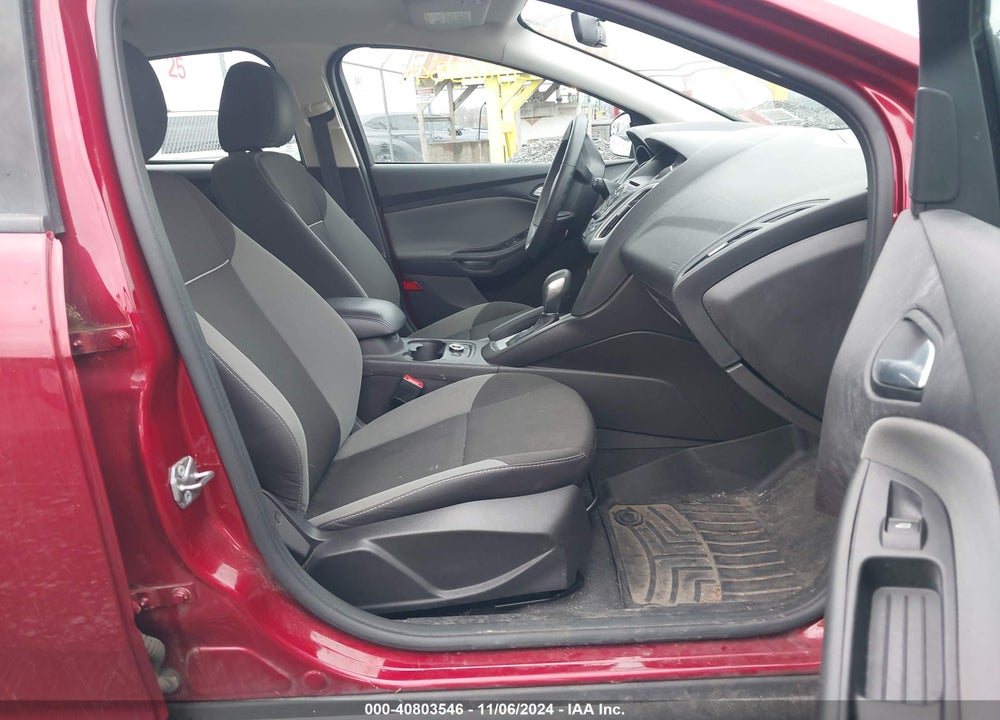 2014 FORD FOCUS SE VIN: 1FADP3K2XEL344539