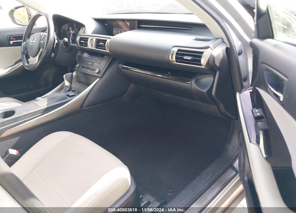 2016 LEXUS IS 200T VIN: JTHBA1D20G5024365