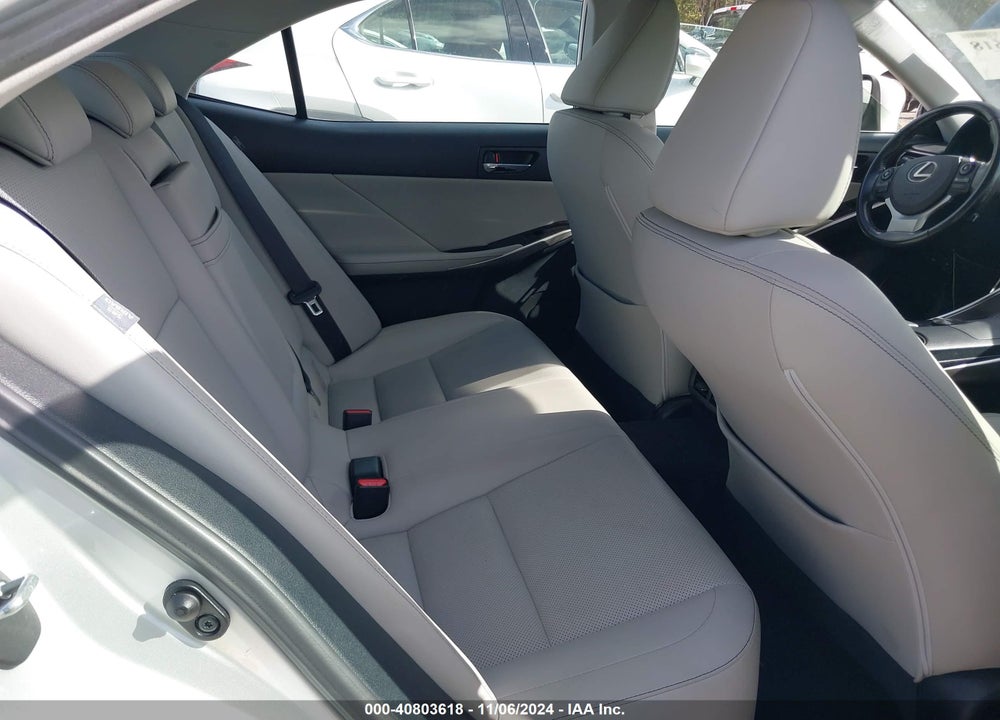 2016 LEXUS IS 200T VIN: JTHBA1D20G5024365