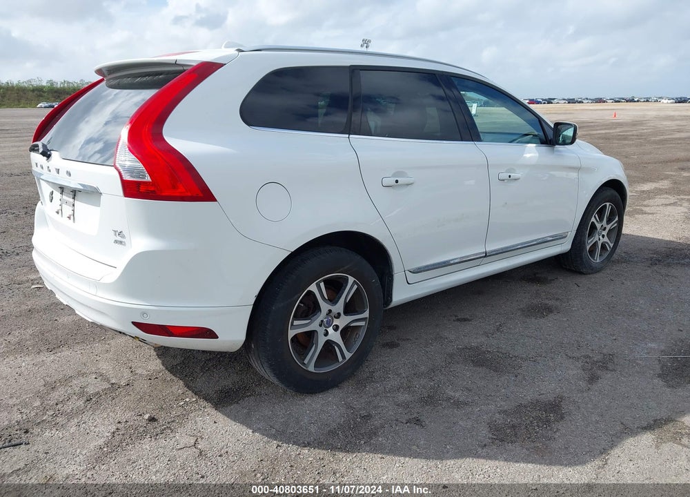 2014 PREMIER VOLVO XC60 T6 R-DESIGN  PLUS VIN: YV4902DZ4E2539242