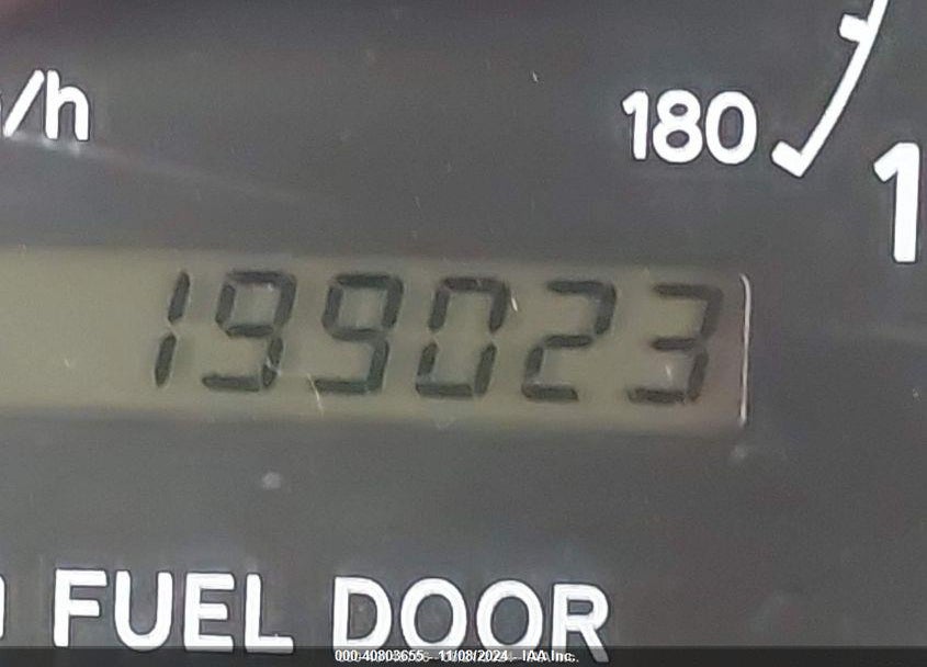 2000 TOYOTA SIENNA XLE VIN: 4T3ZF13C8YU213416