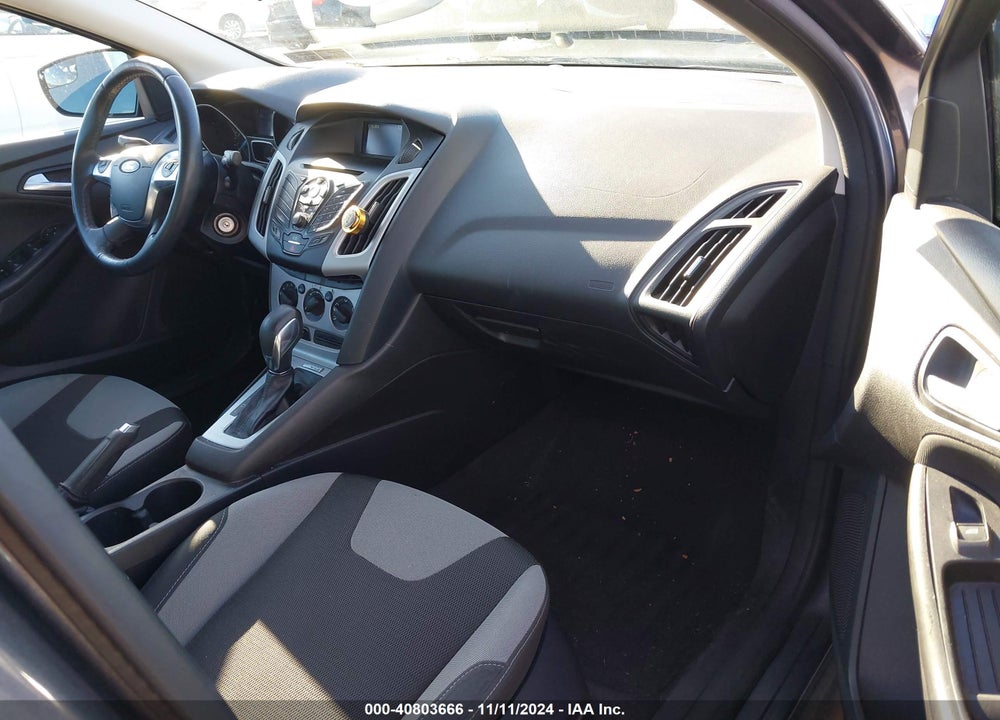2014 FORD FOCUS SE VIN: 1FADP3F20EL409490