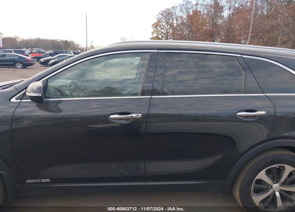 2017 KIA SORENTO 3.3L EX VIN: 5XYPHDA53HG234003