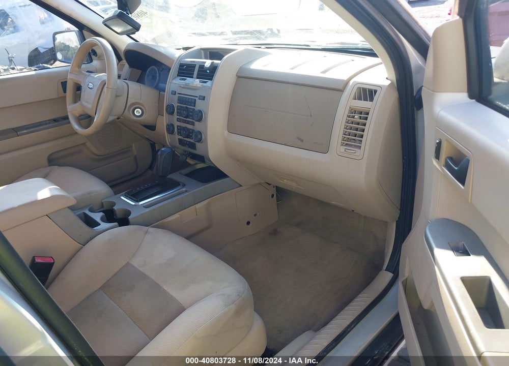 2008 FORD ESCAPE XLT VIN: 1FMCU93128KC40026