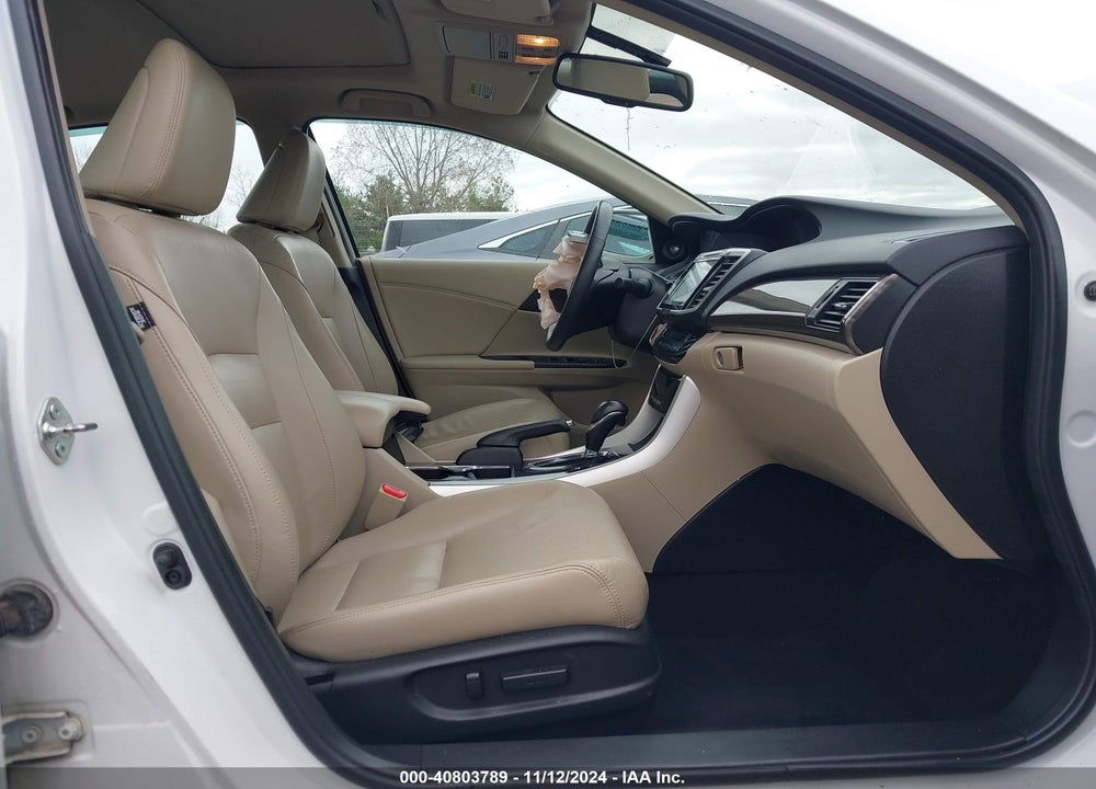 2016 HONDA ACCORD EX-L VIN: 1HGCR2F84GA023654