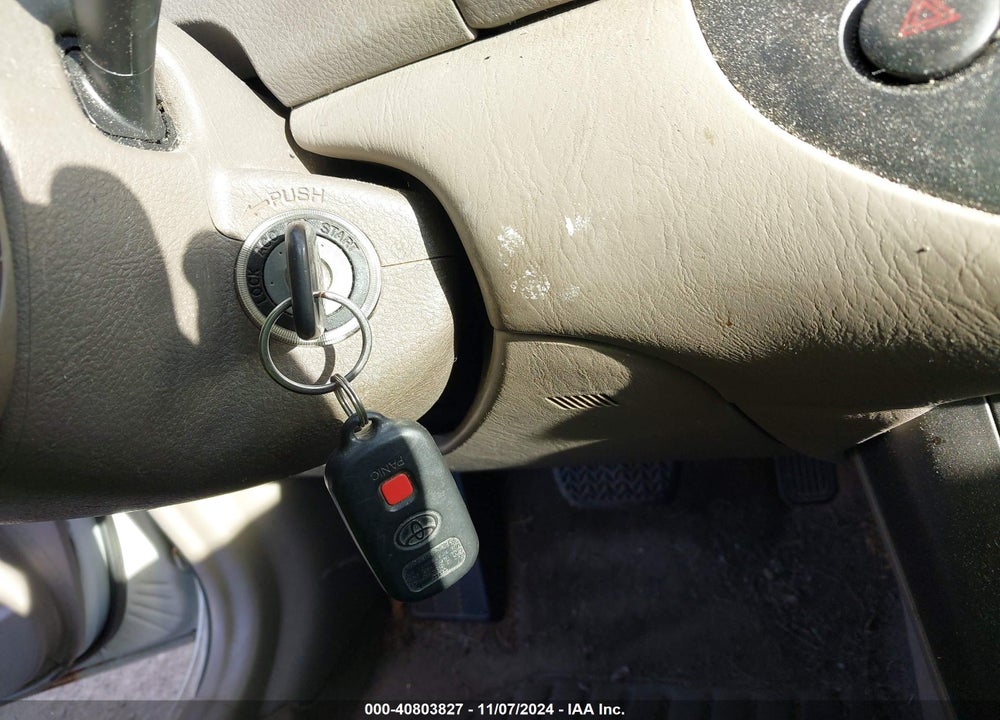 2005 TOYOTA CAMRY LE VIN: 4T1BE32K85U023841
