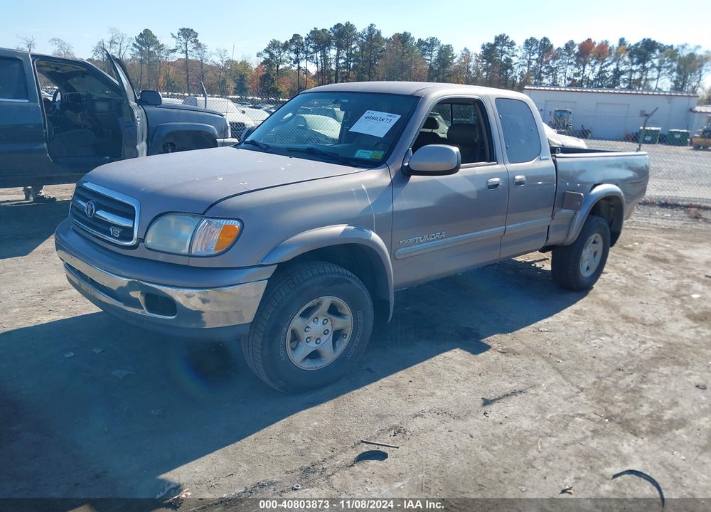 2001 TOYOTA TUNDRA LTD V8 VIN: 5TBBT48131S194602