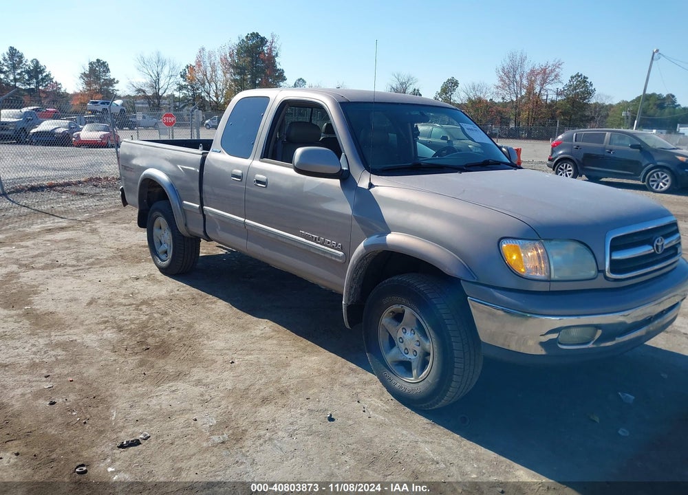 2001 TOYOTA TUNDRA LTD V8 VIN: 5TBBT48131S194602