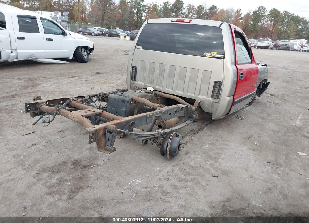 2000 CHEVROLET SILVERADO 1500 VIN: 1GCEC14W8YZ176853