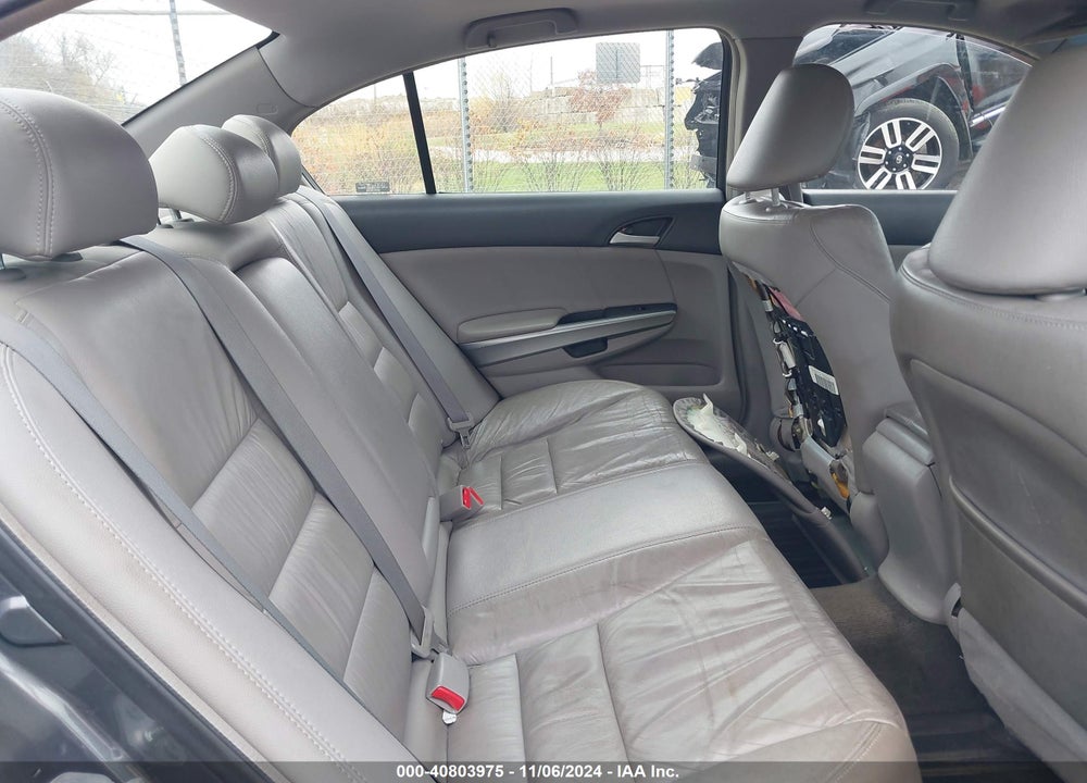 2009 HONDA ACCORD VIN: 1HGCP26869A199470