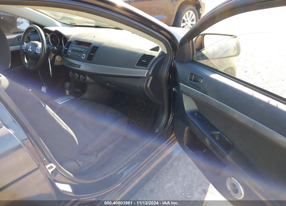 2011 MITSUBISHI LANCER ES VIN: JA32U2FU0BU046098