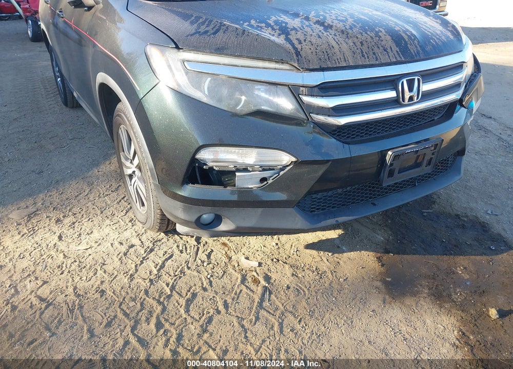 2017 HONDA PILOT EX VIN: 5FNYF6H34HB067992