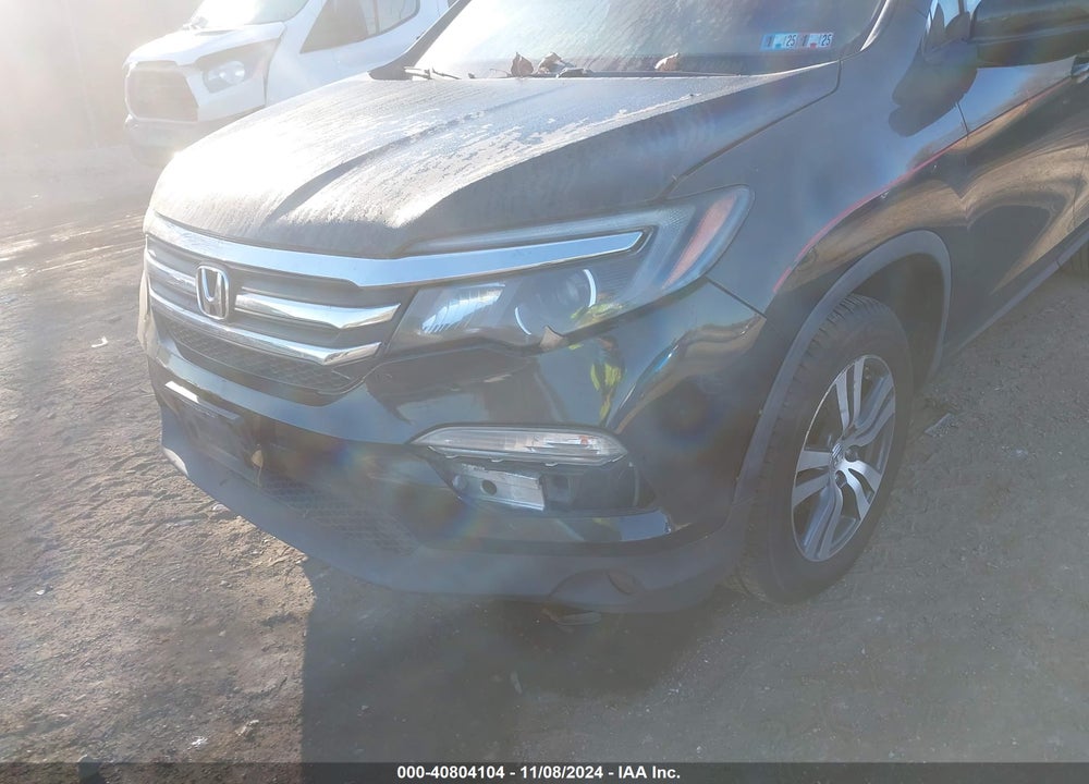 2017 HONDA PILOT EX VIN: 5FNYF6H34HB067992
