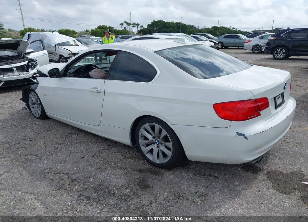 2011 BMW 328I VIN: WBAKE3C59BE769005