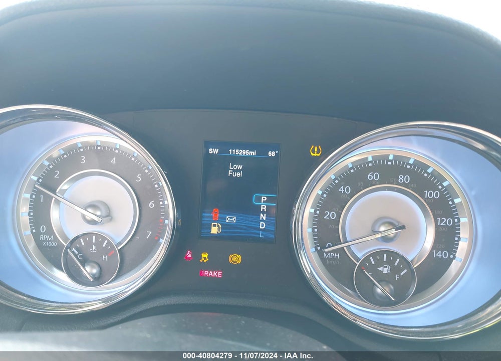 2014 CHRYSLER 300 VIN: 2C3CCAAGXEH335733