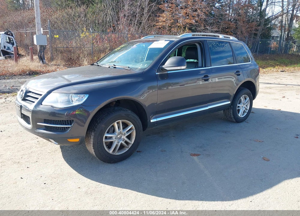 2010 VOLKSWAGEN TOUAREG VR6 FSI VIN: WVGBF7A99AD003384