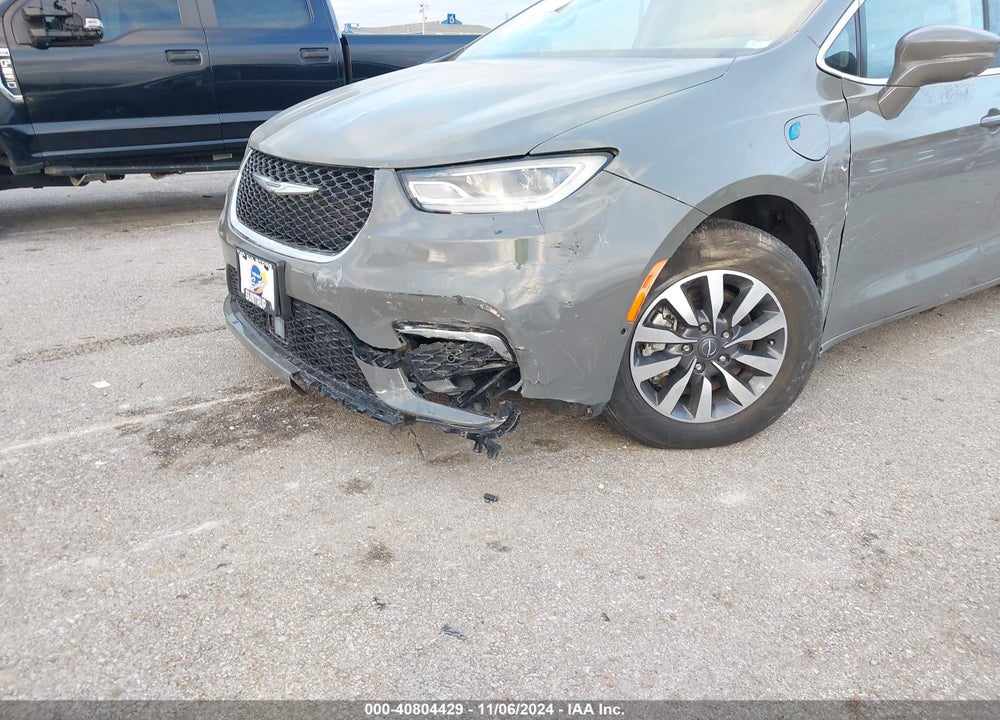 2022 CHRYSLER PACIFICA HYBRID TOURING L VIN: 2C4RC1L78NR124138