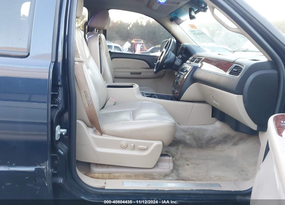 2007 CHEVROLET SUBURBAN 1500 LTZ VIN: 3GNFC16J57G102446