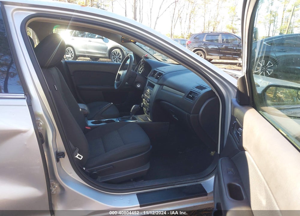2011 FORD FUSION SE VIN: 3FAHP0HA6BR205732