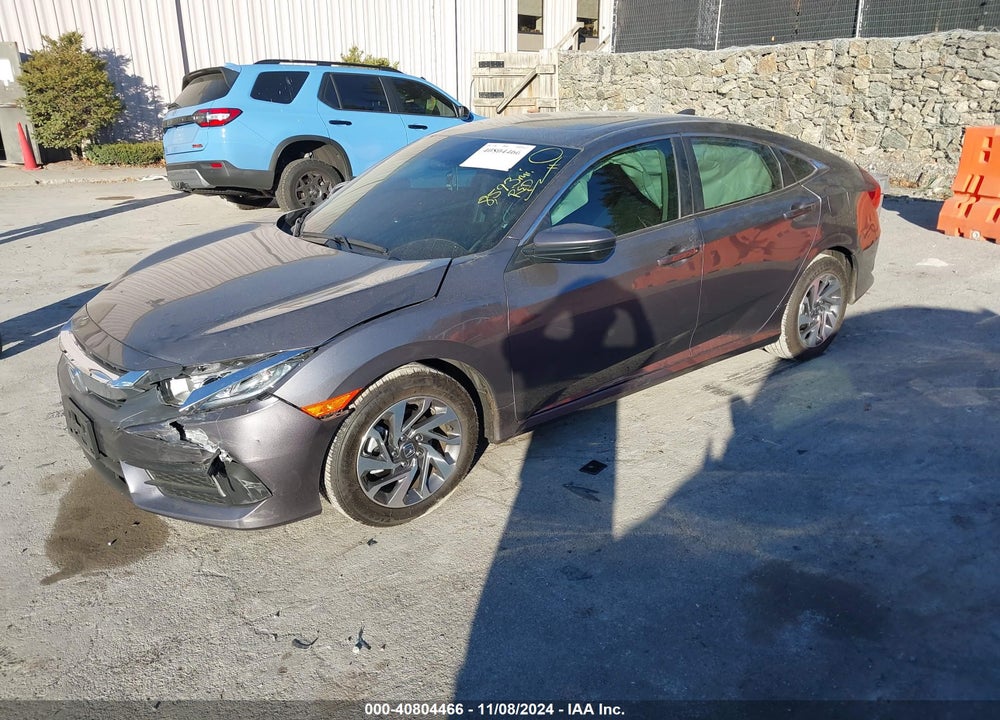 2018 HONDA CIVIC VIN: 2HGFC2F76JH569399