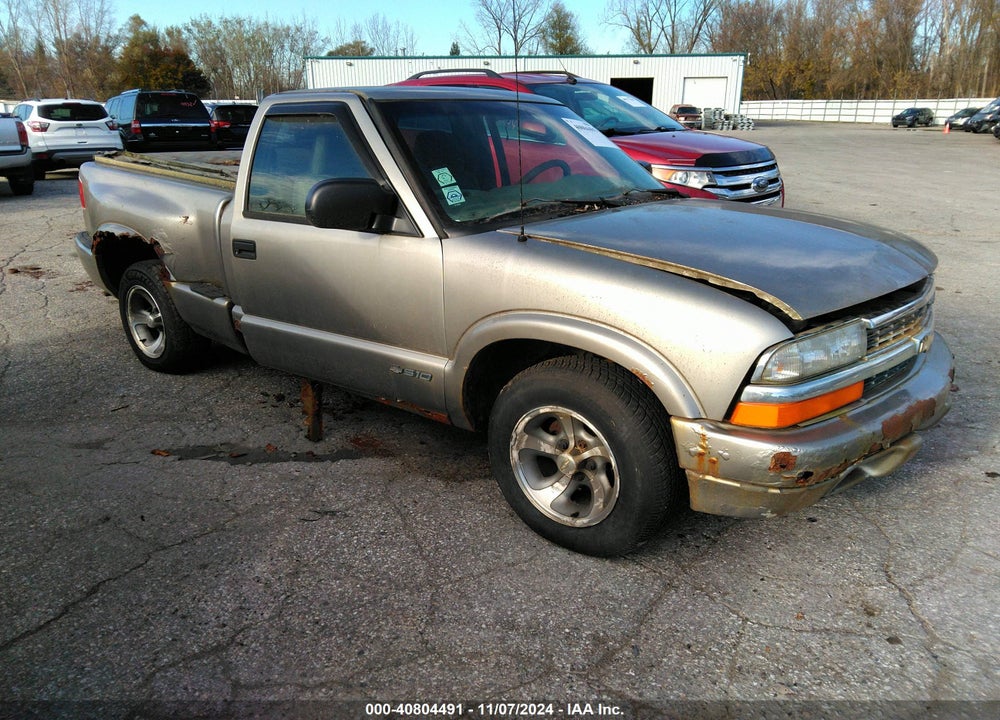 2001 CHEVROLET S-10 LS VIN: 1GCCS145618142973