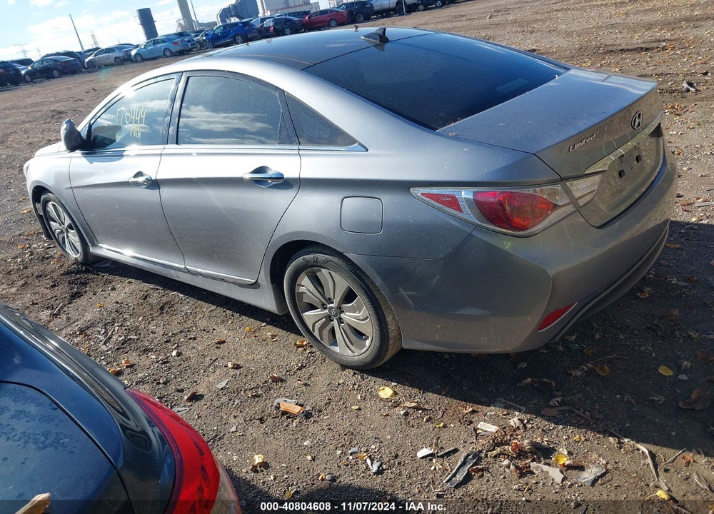 2015 HYUNDAI SONATA HYBRID LIMITED VIN: KMHEC4A43FA129810