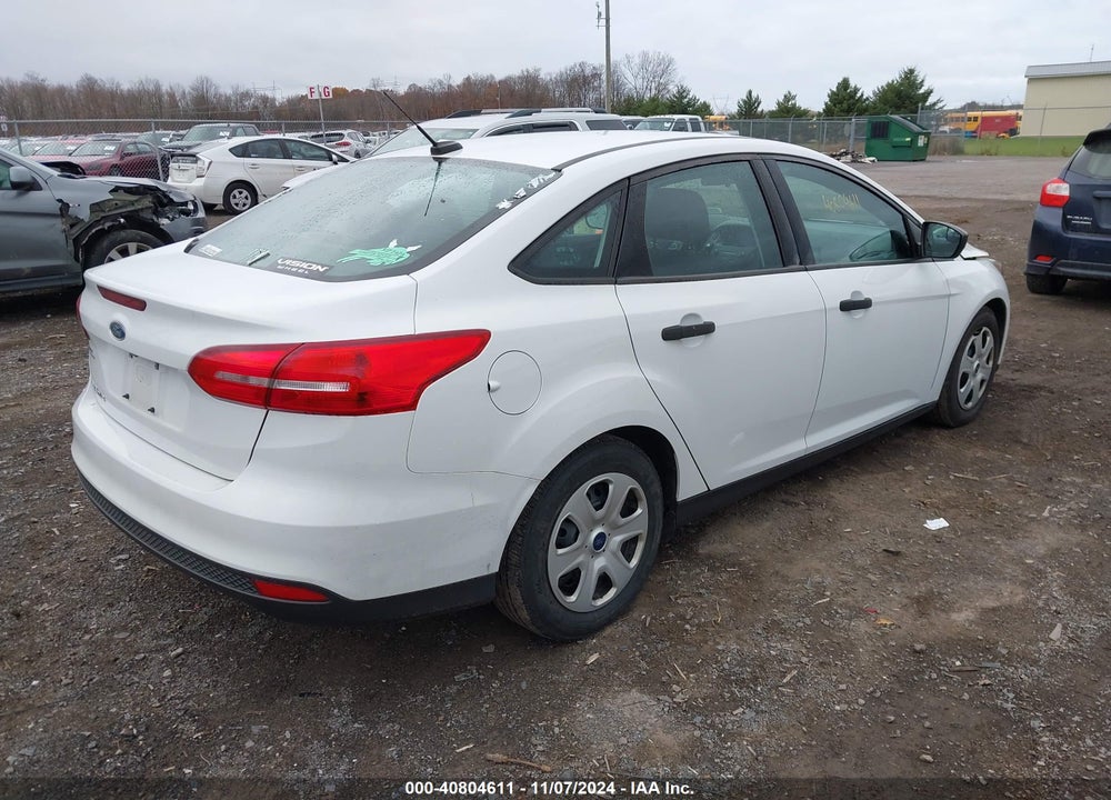 2016 FORD FOCUS S VIN: 1FADP3E24GL251093