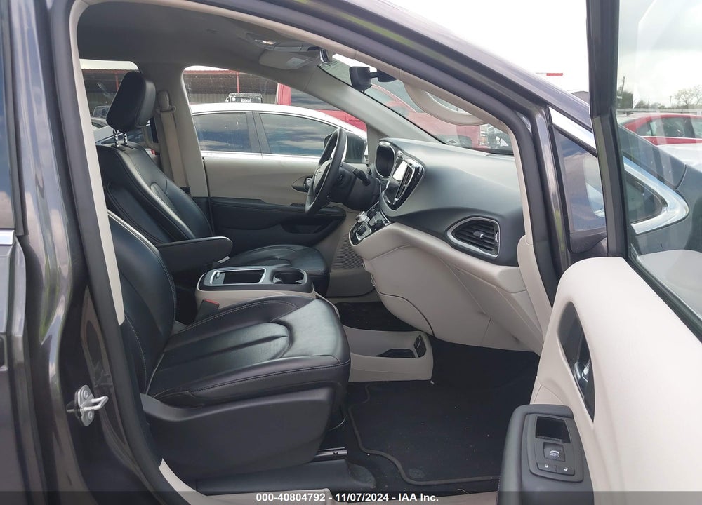 2023 CHRYSLER PACIFICA TOURING L VIN: 2C4RC1BG9PR594375