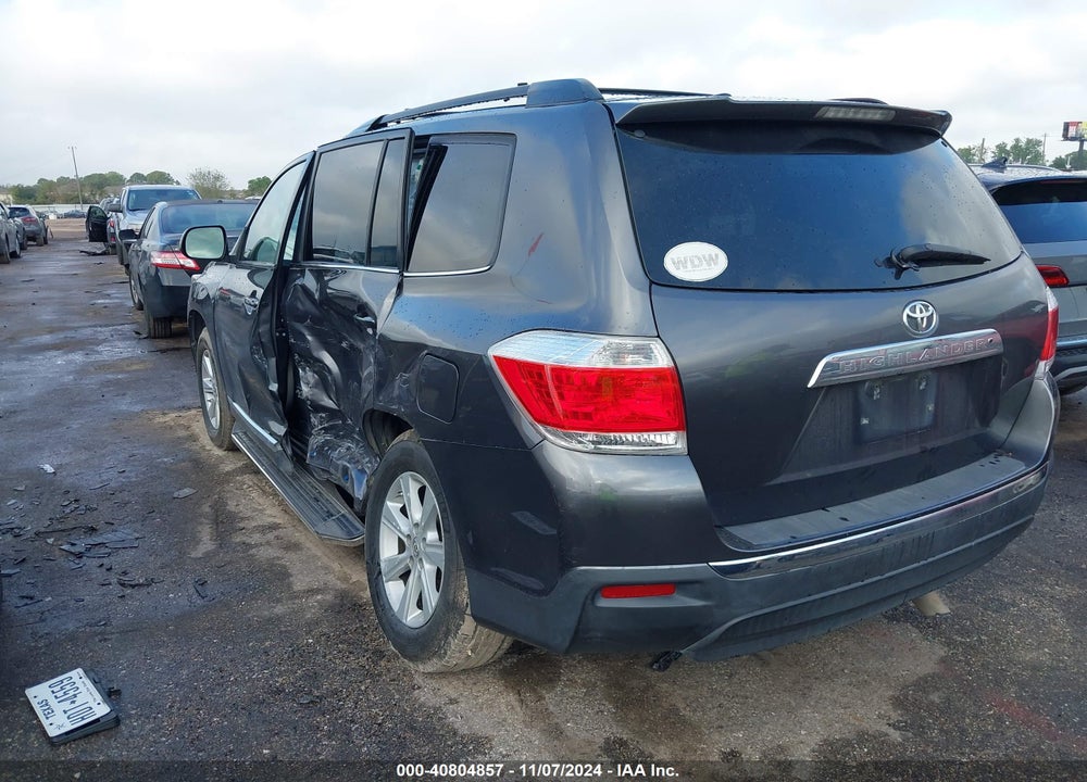 2013 TOYOTA HIGHLANDER PLUS/SE VIN: 5TDZK3EH8DS117801