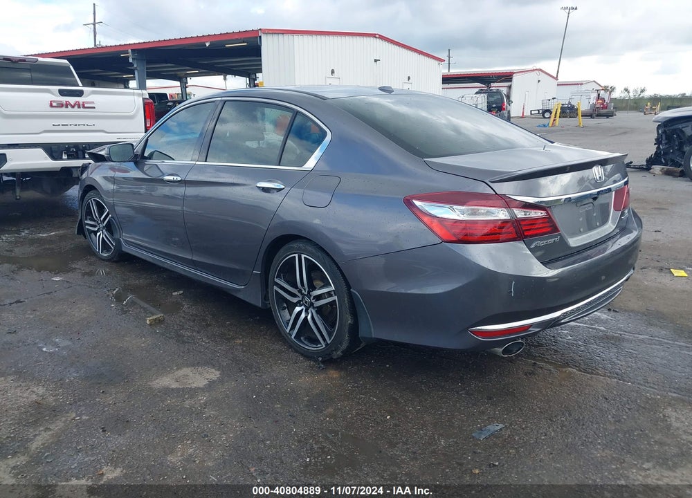 2017 HONDA ACCORD TOURING V6 VIN: 1HGCR3F97HA040092