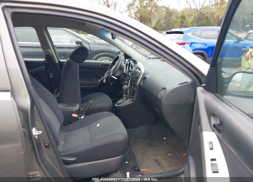 2005 TOYOTA MATRIX VIN: 2T1KR32E15C489403