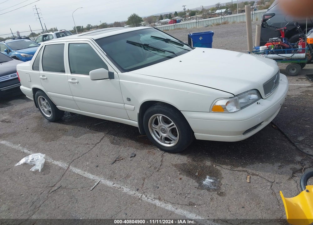 1999 VOLVO S70 VIN: YV1LT56D0X2580676