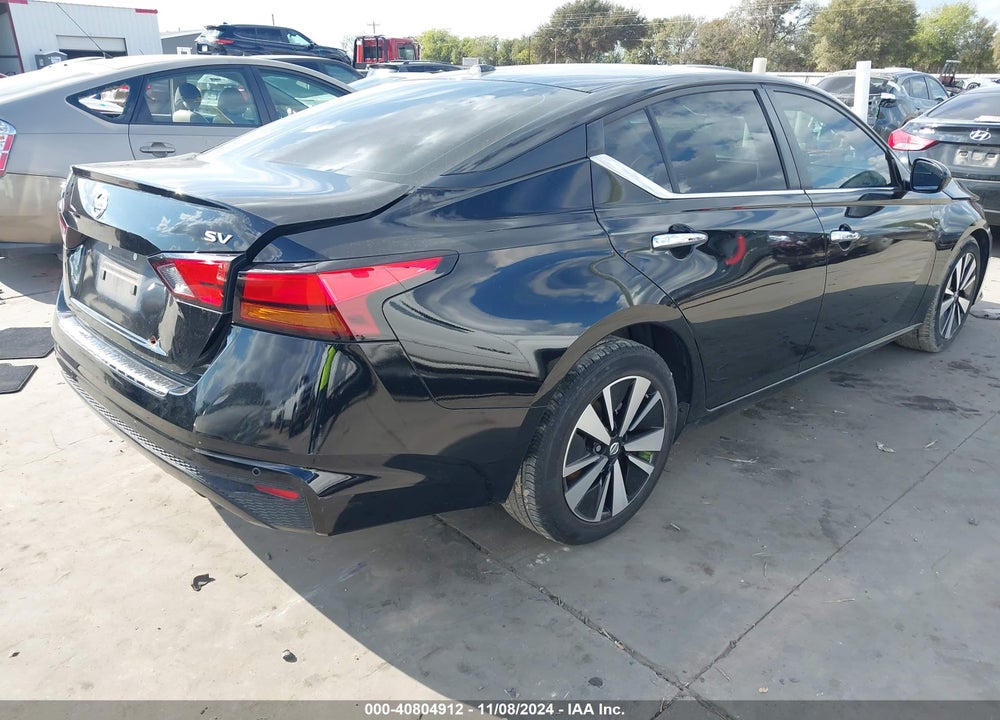 2022 NISSAN ALTIMA SV FWD VIN: 1N4BL4DV6NN412677