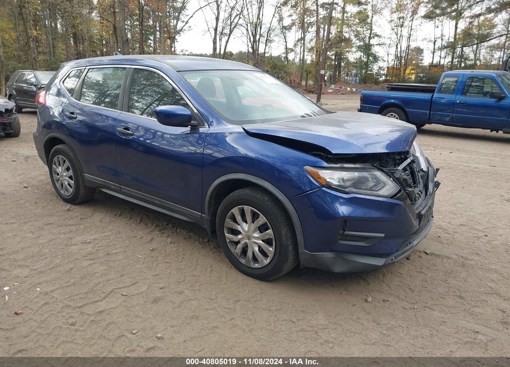 2017 NISSAN ROGUE S VIN: KNMAT2MTXHP613032