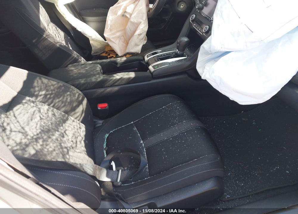2020 HONDA CIVIC LX VIN: 2HGFC2F60LH557470
