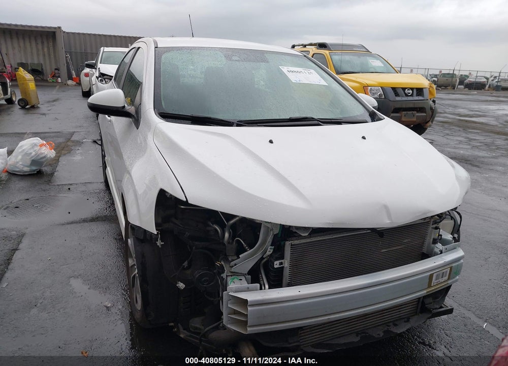 2020 CHEVROLET SONIC FWD  LT VIN: 1G1JD5SB6L4140239