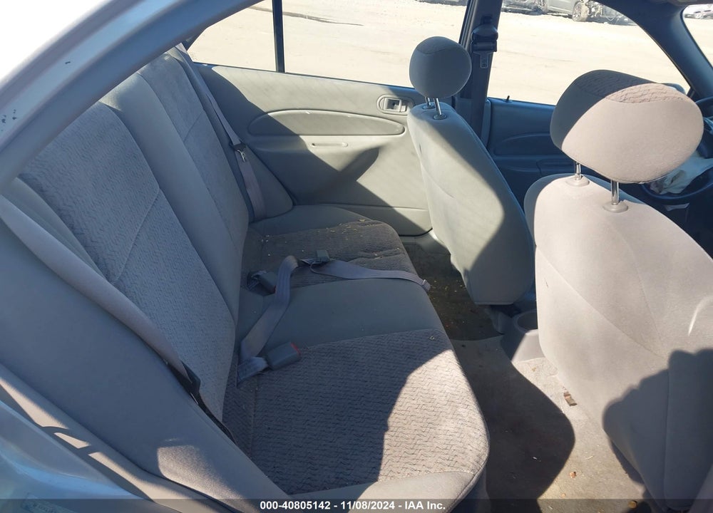 1999 FORD ESCORT SE VIN: 1FAFP13P5XW137064